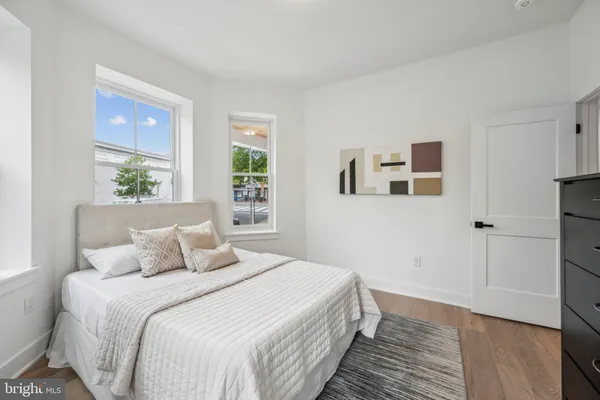 $5,800 | 1614 Kilbourne Place Northwest, Unit 1, Washington, DC 20010