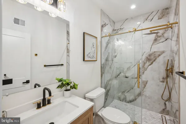 $5,800 | 1614 Kilbourne Place Northwest, Unit 1, Washington, DC 20010
