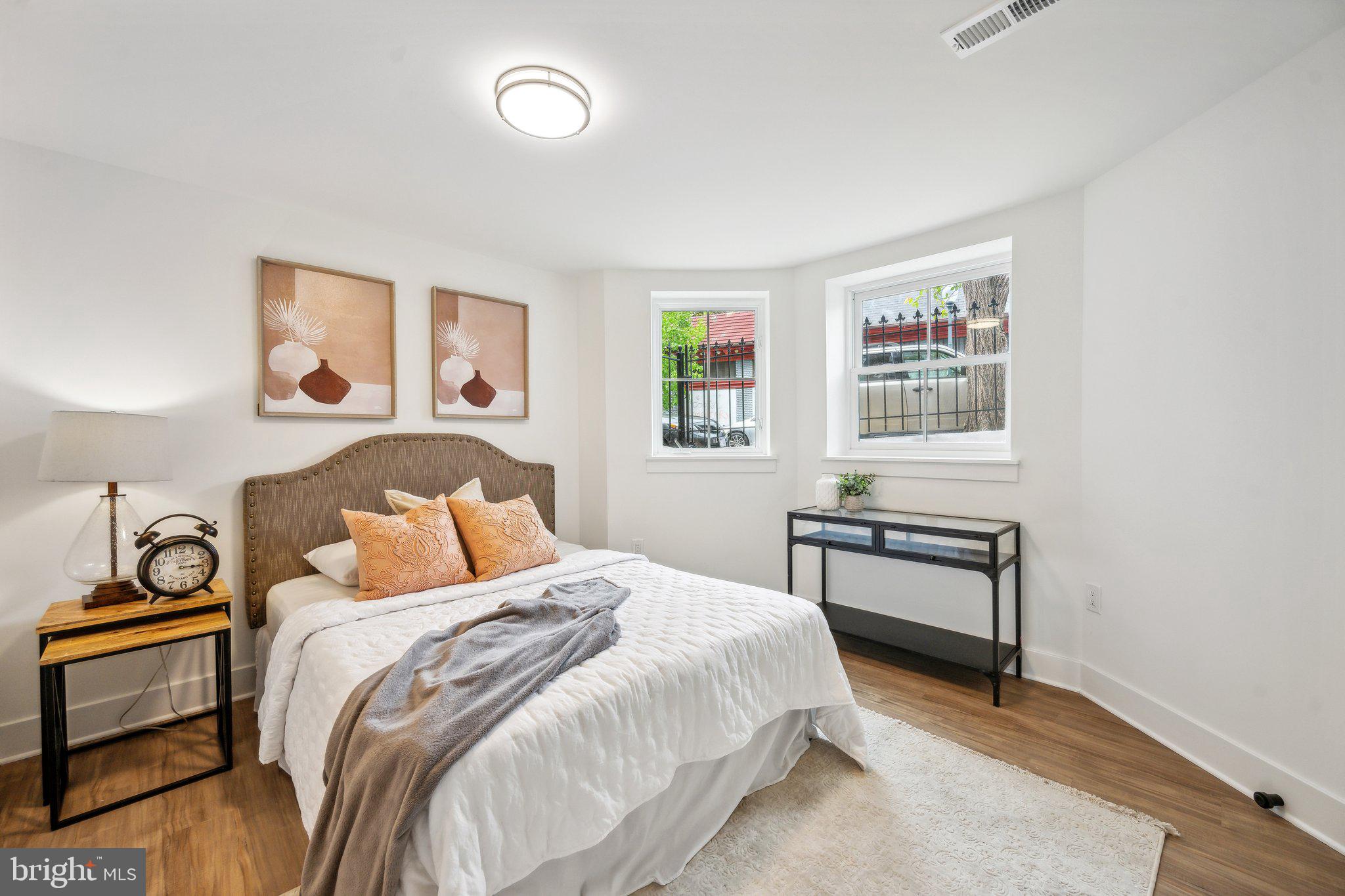 1614 Kilbourne Place Northwest, Unit 1 Washington, DC 20010 - Photo 20 of 35