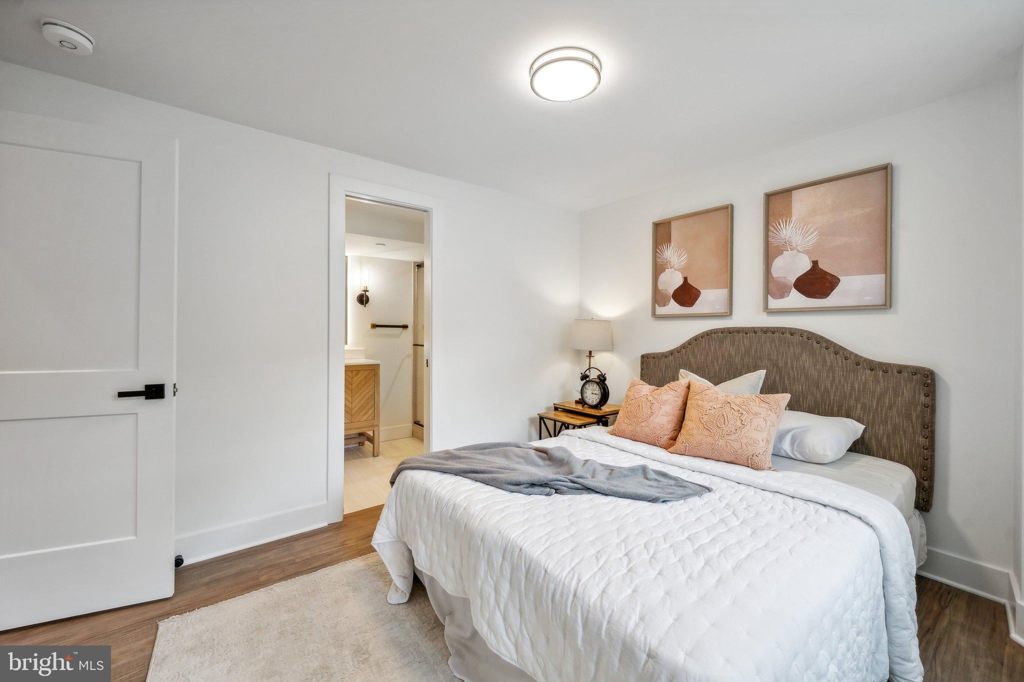 1614 Kilbourne Place Northwest, Unit 1 Washington, DC 20010 - Photo 21 of 35