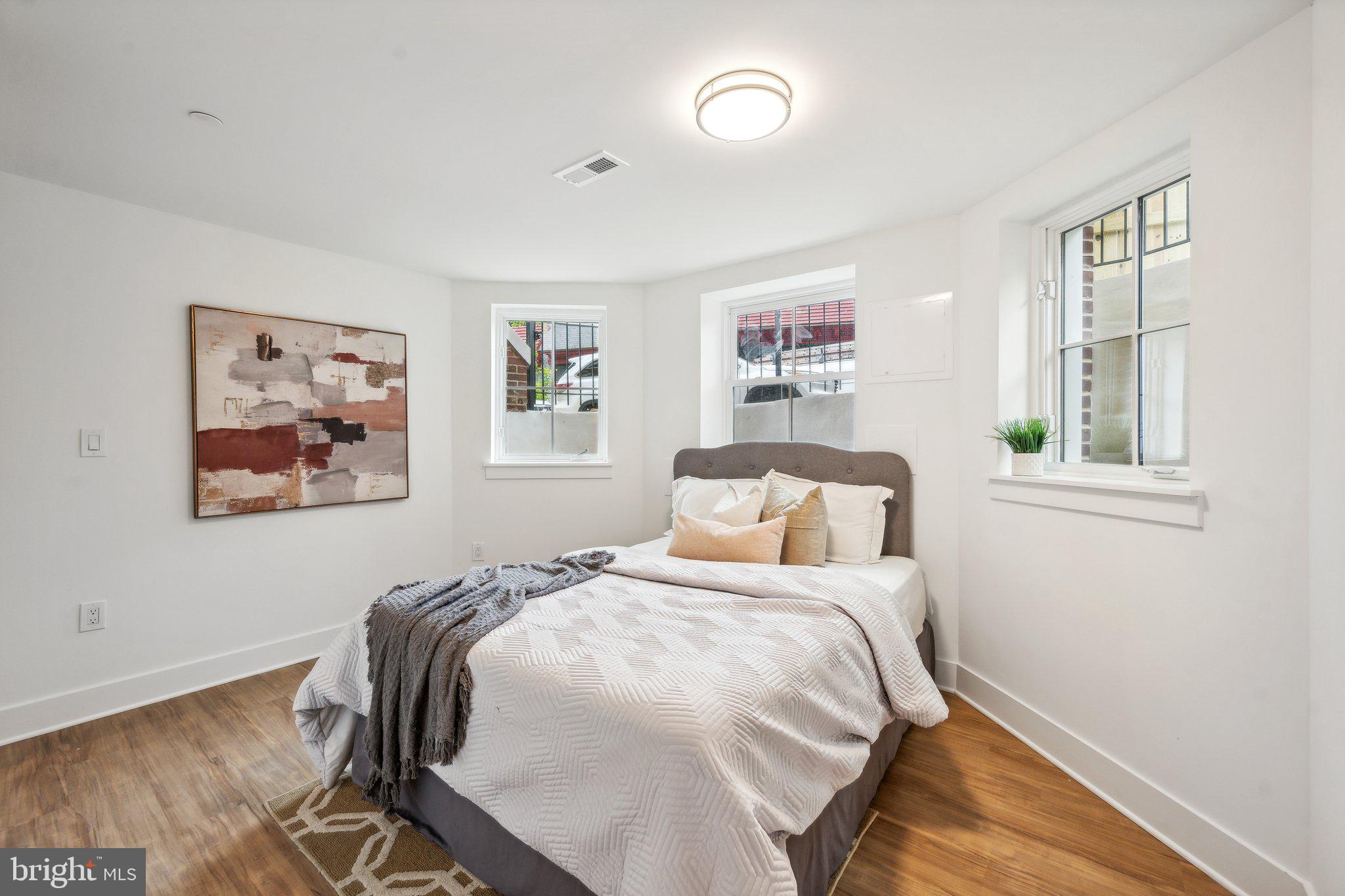 1614 Kilbourne Place Northwest, Unit 1 Washington, DC 20010 - Photo 23 of 35