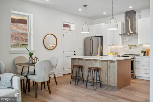 $5,800 | 1614 Kilbourne Place Northwest, Unit 1, Washington, DC 20010