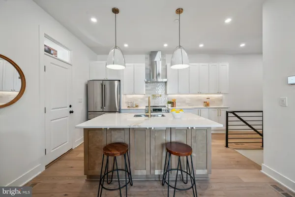 $5,800 | 1614 Kilbourne Place Northwest, Unit 1, Washington, DC 20010