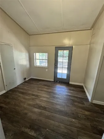 $995 | 425 3rd Street, Jasper, TX 75951