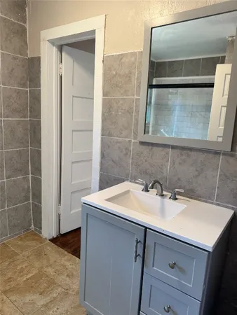 $995 | 425 3rd Street, Jasper, TX 75951