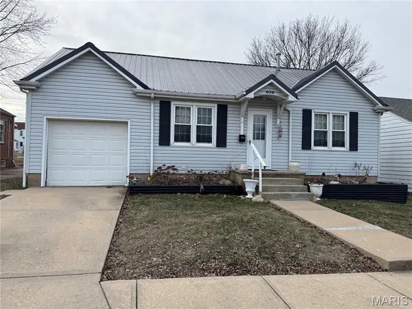 $153,000 | 406 East Washington Avenue, Owensville, MO 65066