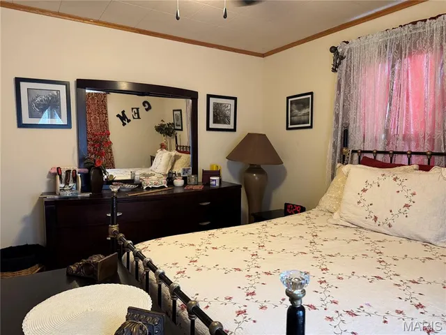 $164,000 | 406 East Washington Avenue, Owensville, MO 65066