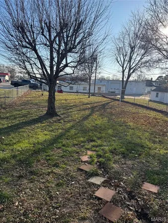 $153,000 | 406 East Washington Avenue, Owensville, MO 65066