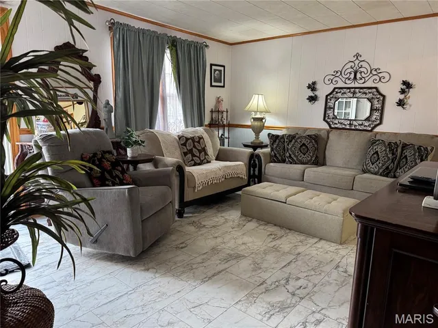 $164,000 | 406 East Washington Avenue, Owensville, MO 65066