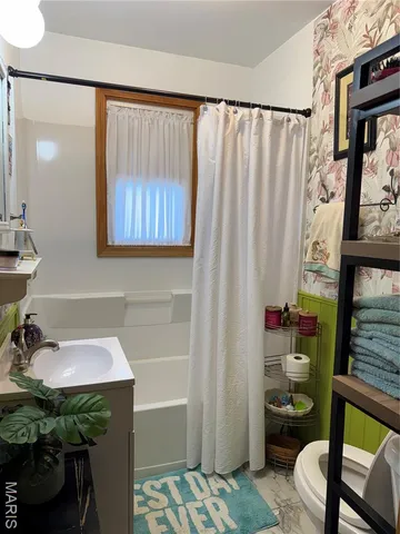 $164,000 | 406 East Washington Avenue, Owensville, MO 65066