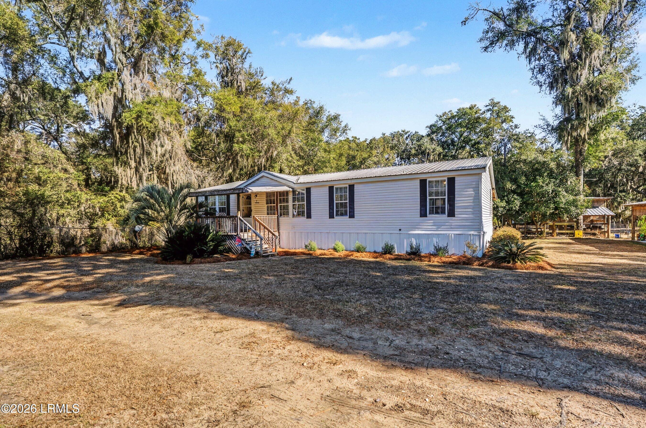 15 Finch Road St. Helena Island, SC 29920 - Photo 1 of 40 DSC01934-5-1.jpg-SMALL