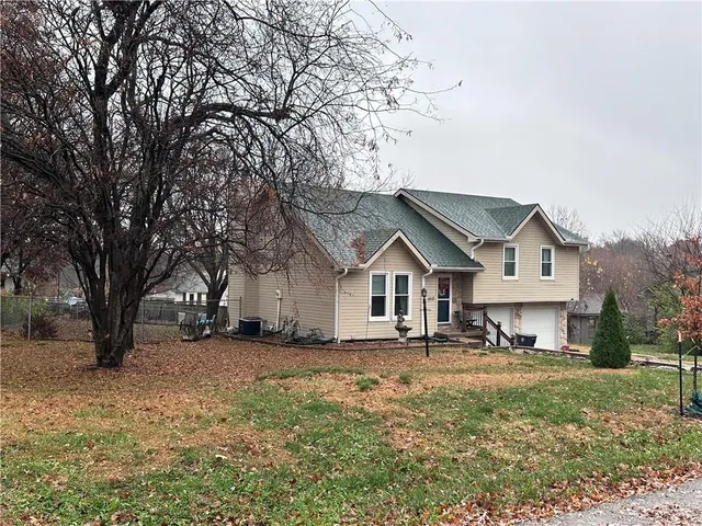 $285,000 | 1412 Northeast 114th Terrace, Kansas City, MO 64155