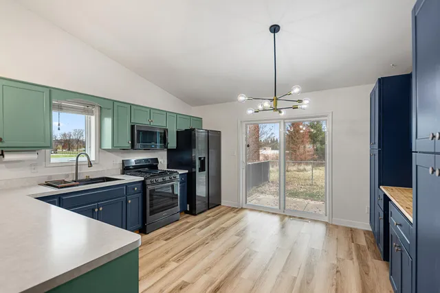 $289,900 | 5012 92nd Avenue, Crown Point, IN 46307