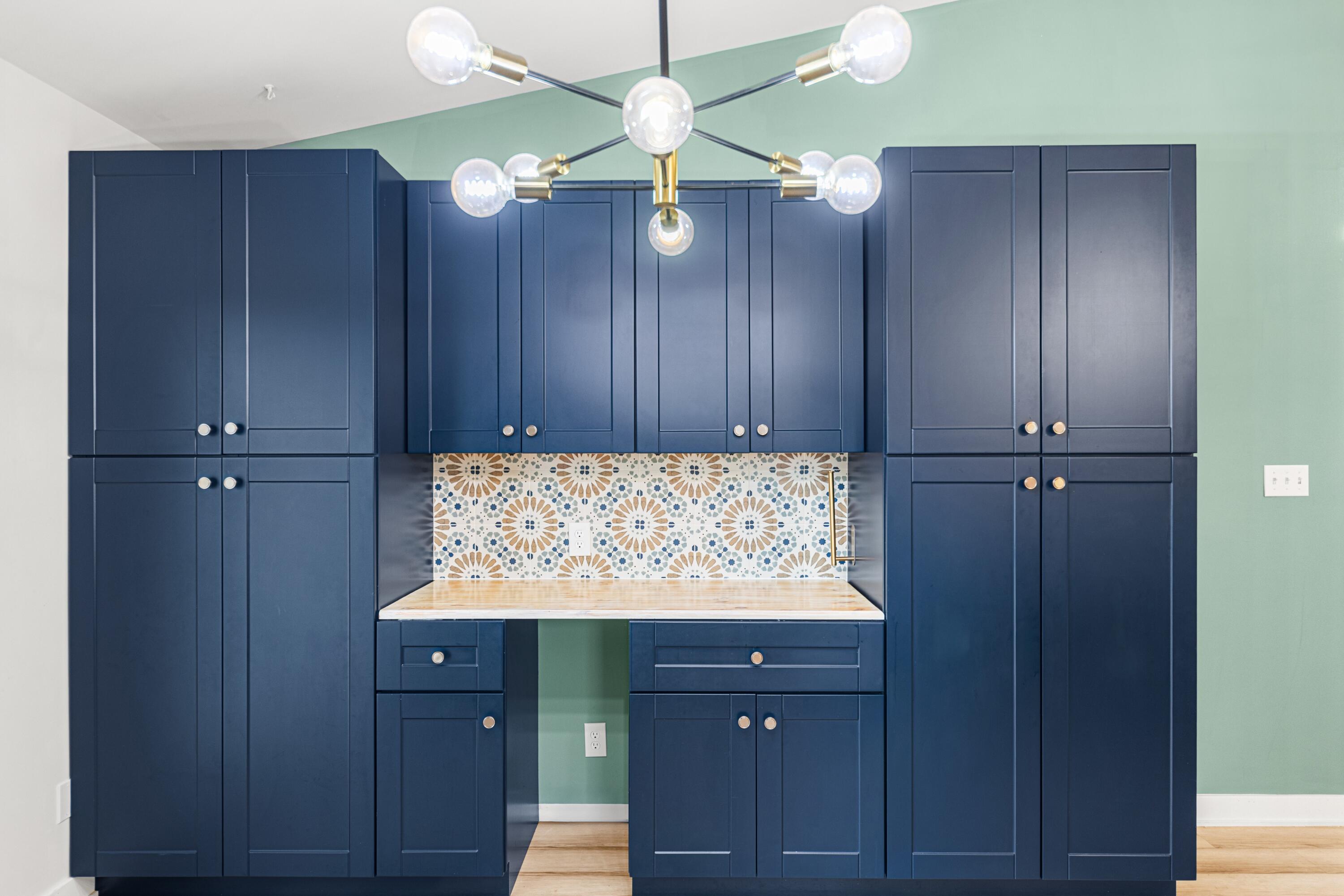 5012 92nd Avenue Crown Point, IN 46307 - Photo 6 of 14 3000x2002