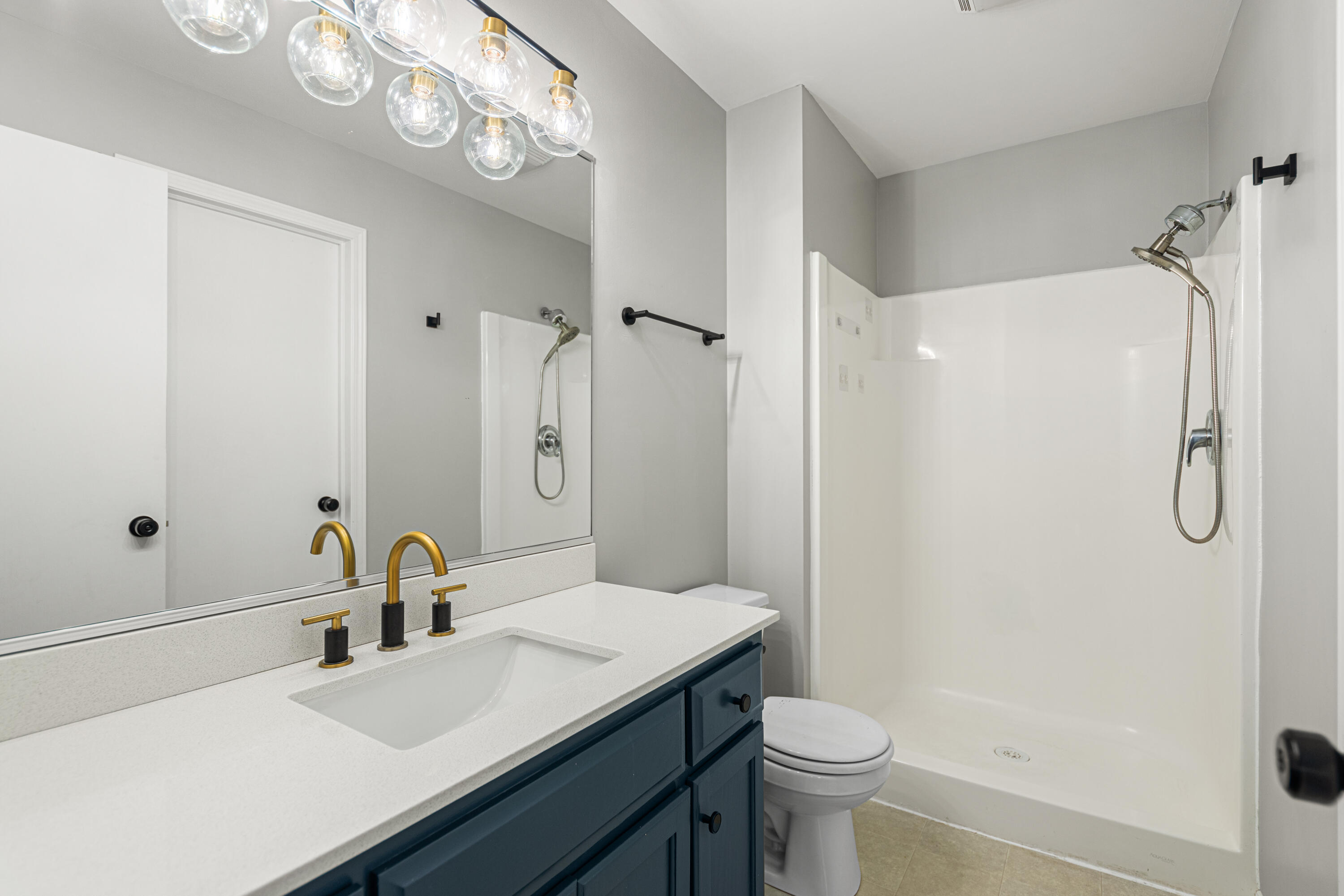 5012 92nd Avenue Crown Point, IN 46307 - Photo 8 of 14 3000x2002