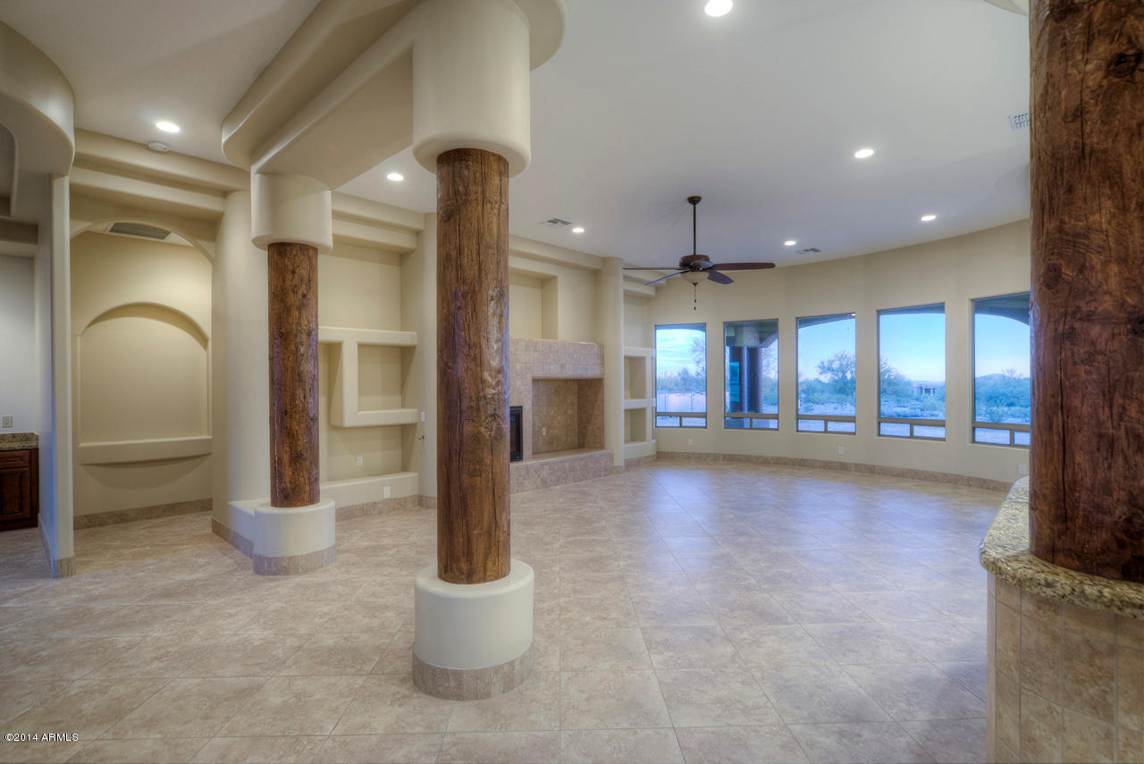 823 East Irvine Road Phoenix, AZ 85086 - Photo 12 of 45 Great Room