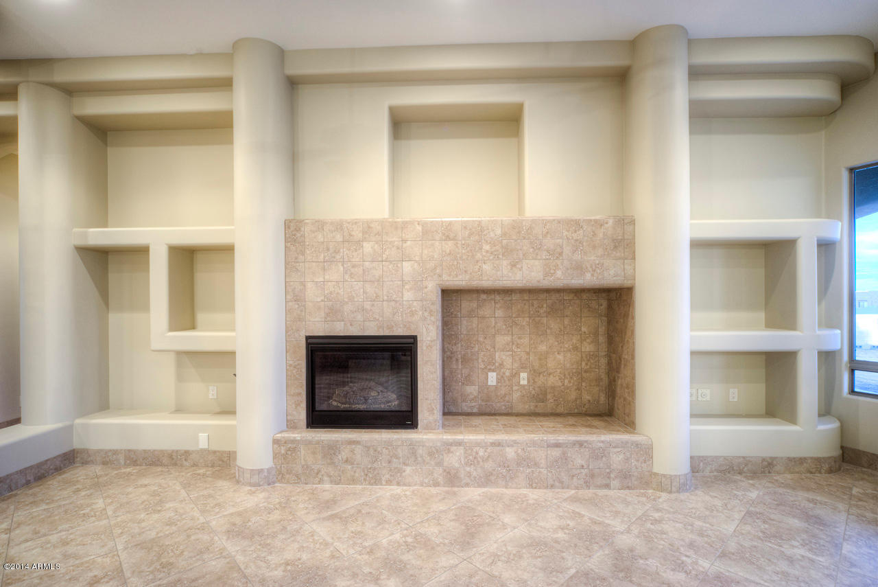 823 East Irvine Road Phoenix, AZ 85086 - Photo 14 of 45 Great Room w/ Fireplace & Built-Ins