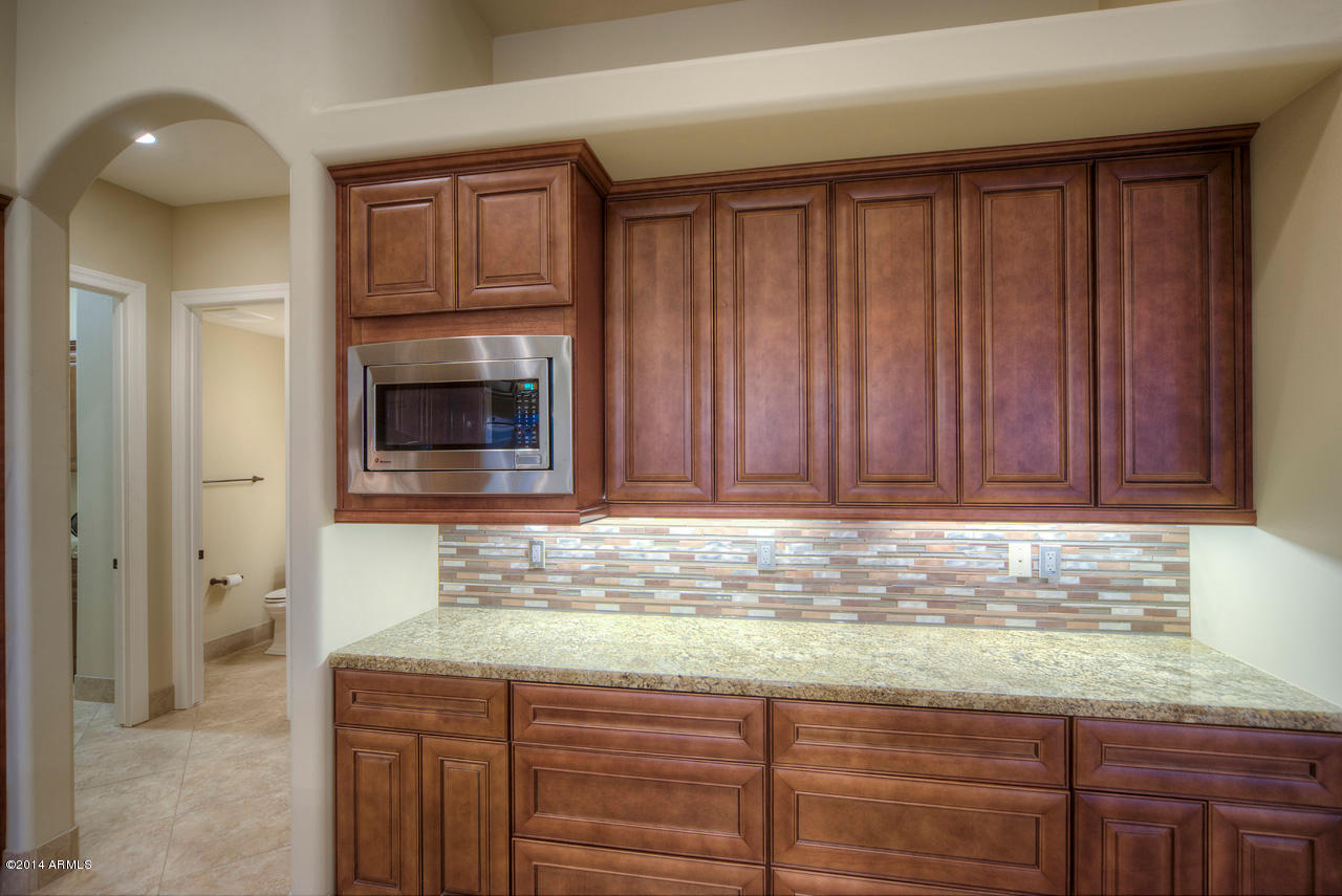 823 East Irvine Road Phoenix, AZ 85086 - Photo 20 of 45 Kitchen