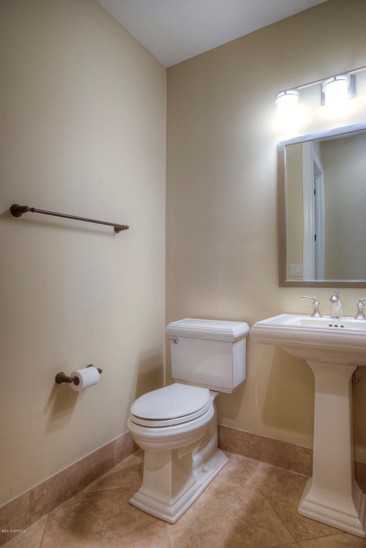 823 East Irvine Road Phoenix, AZ 85086 - Photo 23 of 45 Powder Room