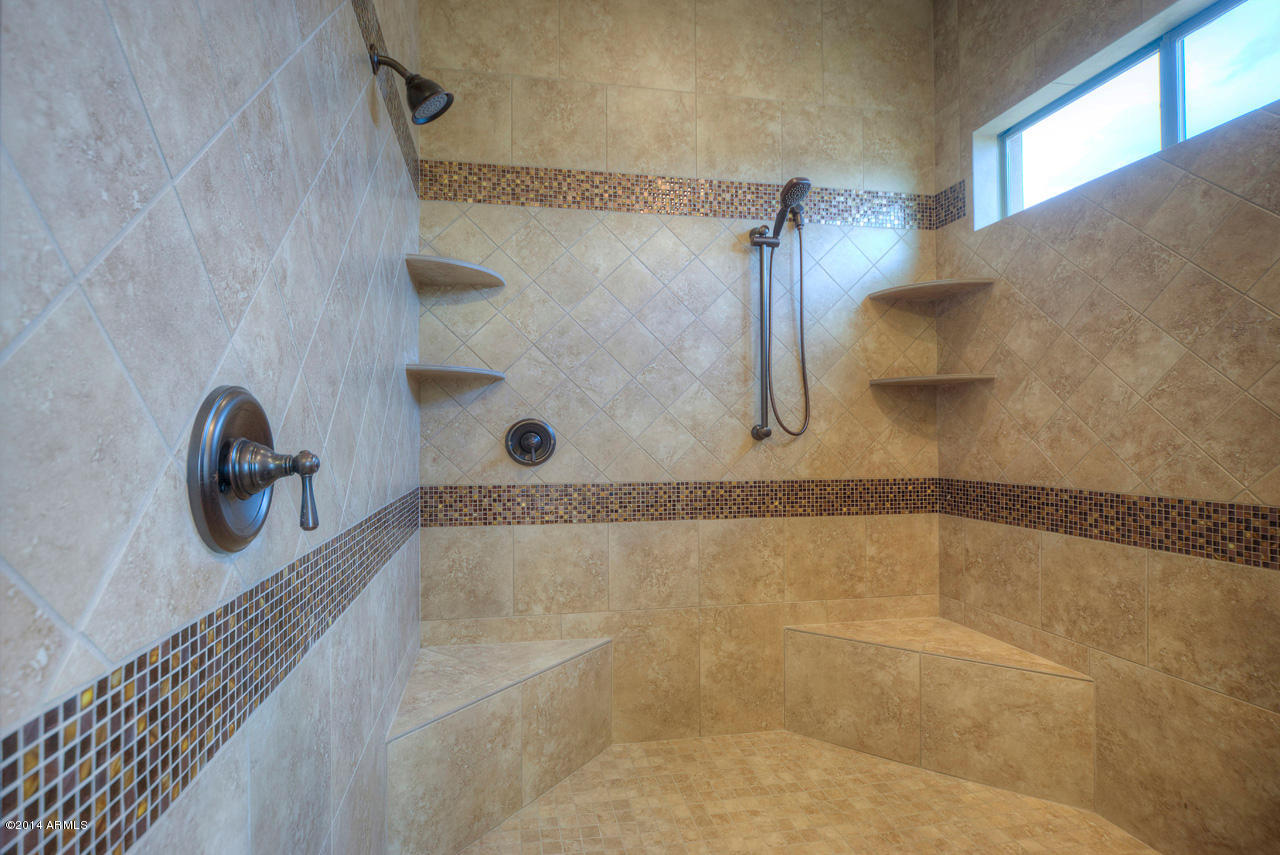 823 East Irvine Road Phoenix, AZ 85086 - Photo 29 of 45 Large Master Shower