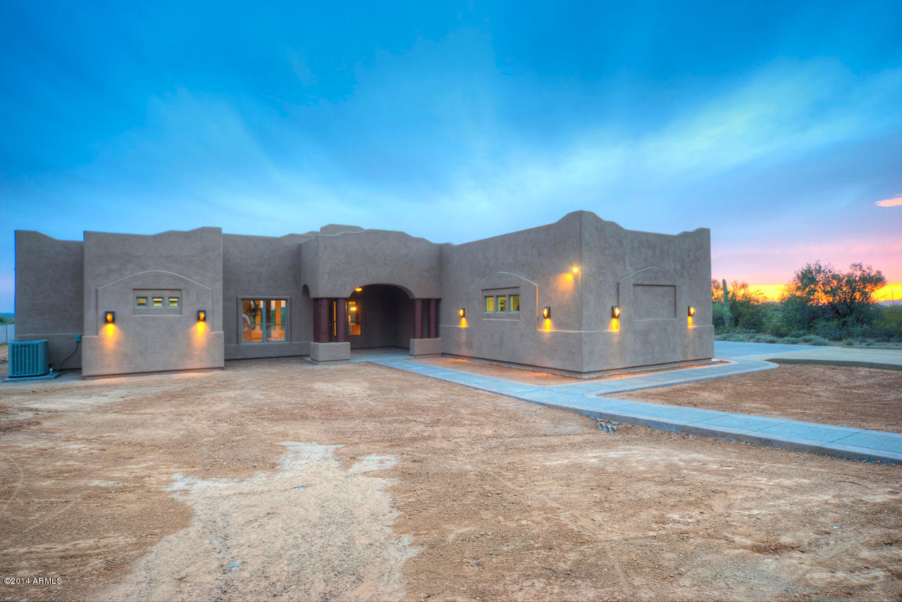 823 East Irvine Road Phoenix, AZ 85086 - Photo 4 of 45 Front of Home