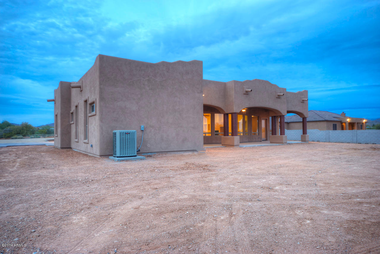 823 East Irvine Road Phoenix, AZ 85086 - Photo 42 of 45 Back of Home