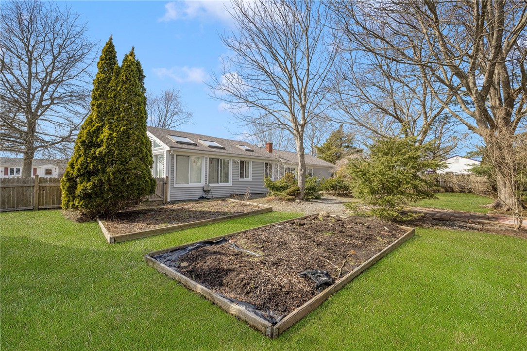 9 Spruce Avenue Middletown, RI 02842 - Photo 19 of 38 Rear yard!