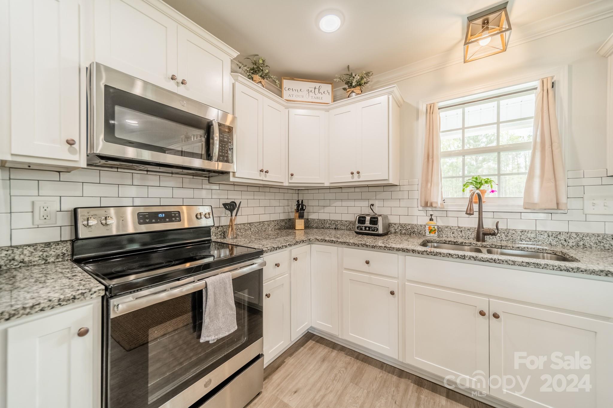 1424 Mathis Road Rock Hill, SC 29732 - Photo 12 of 33 Gallery Image 12