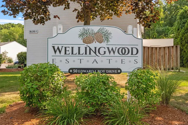 $2,300 | 50 Edward J Roy Drive, Unit 29, Manchester, NH 03104