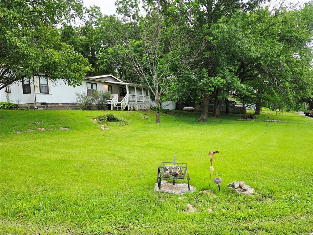 58 Longview Pleasanton, KS 66075 - Photo 3 of 45