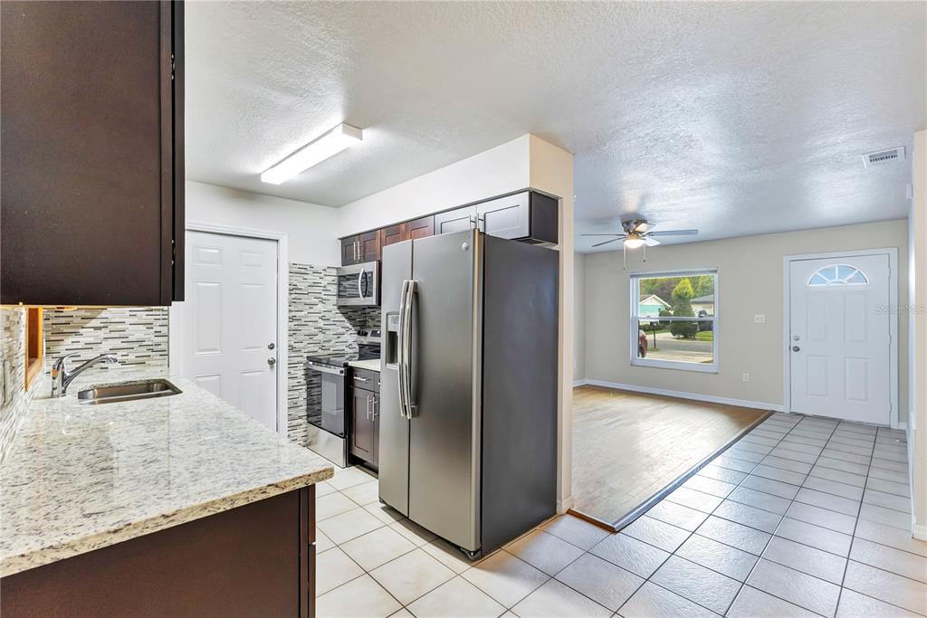 1111 Caballero Road Ocoee, FL 34761 - Photo 5 of 31