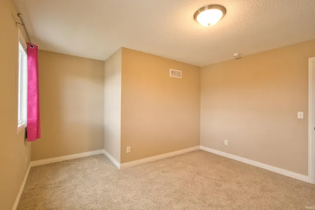 $2,700 | 625 Perolla Drive, Fort Wayne, IN 46845