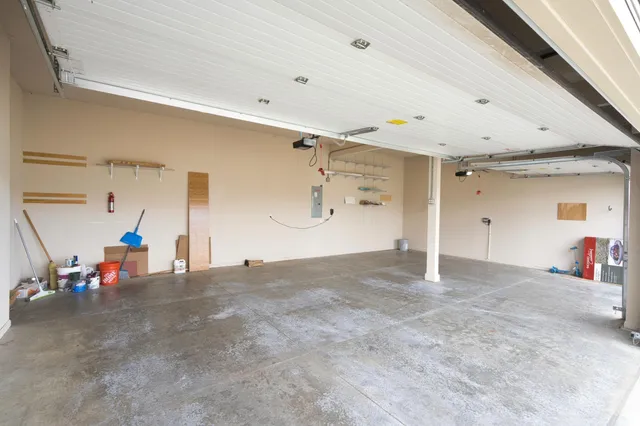 $2,700 | 625 Perolla Drive, Fort Wayne, IN 46845