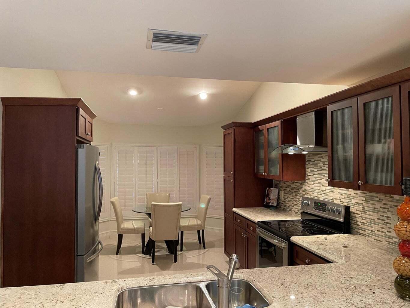 17070 Boca Club Boulevard, Unit 6 Boca Raton, FL 33487 - Photo 5 of 23 Kitchen 2