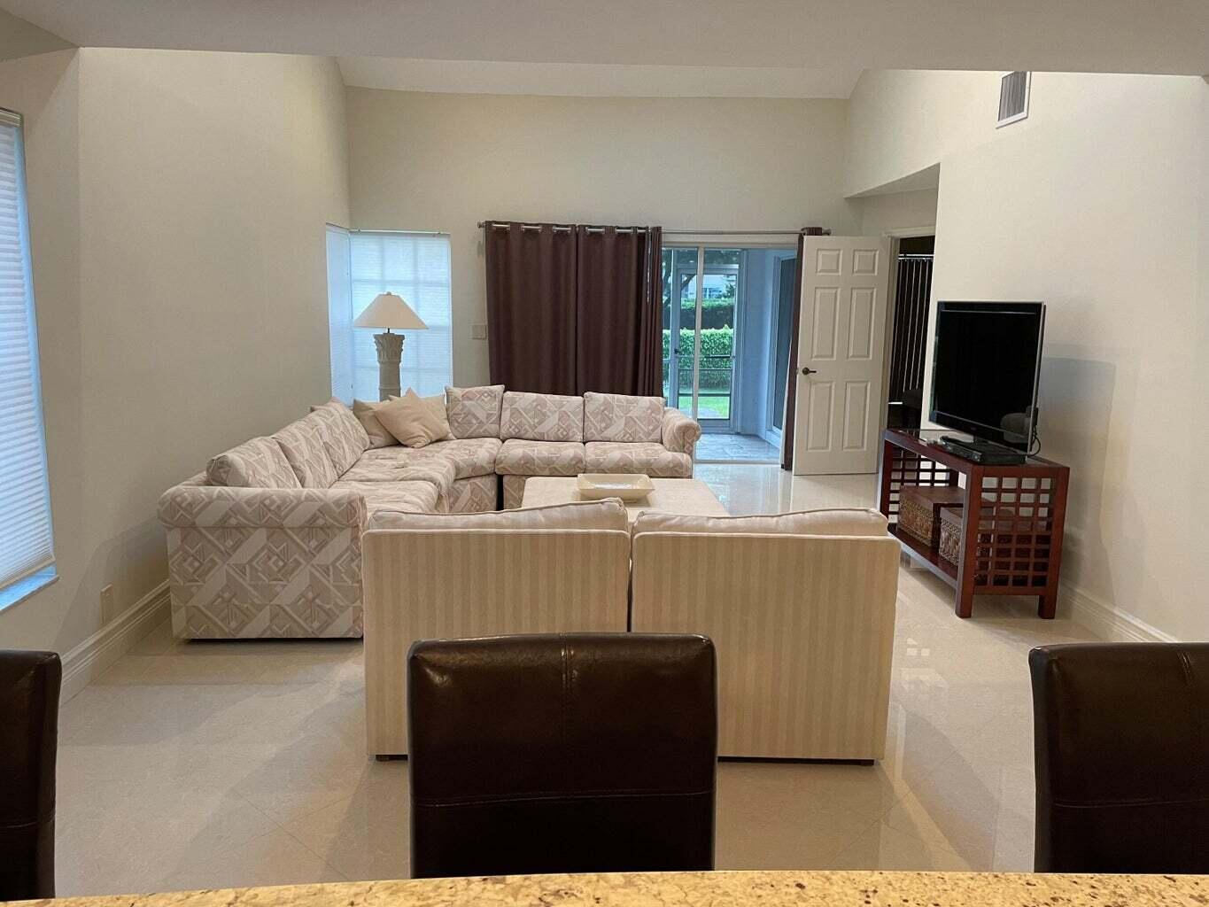 17070 Boca Club Boulevard, Unit 6 Boca Raton, FL 33487 - Photo 6 of 23 Dining - Living Room