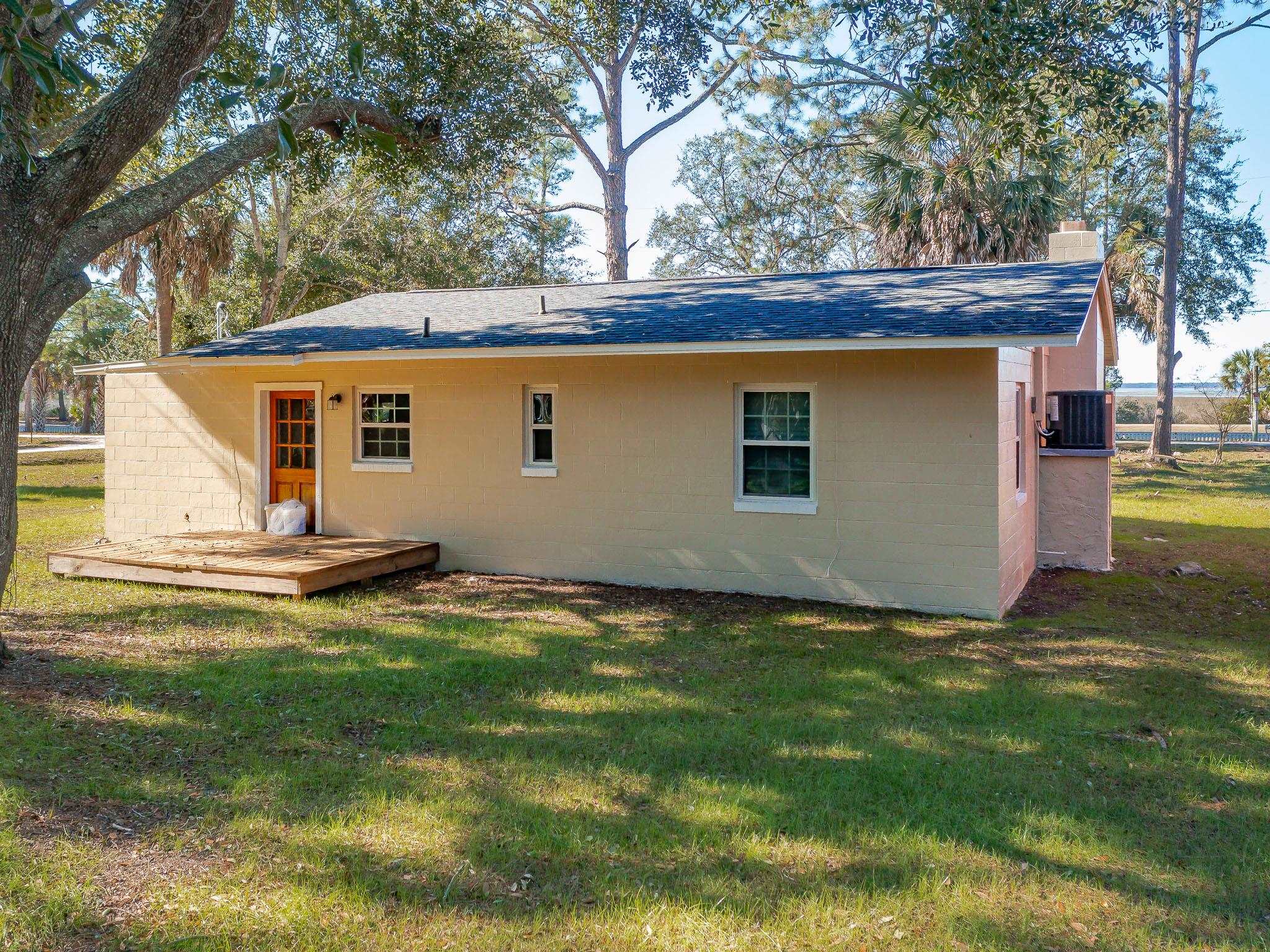 331 Canal Street Shell Point, FL 32327 - Photo 12 of 35 Gallery Image 12