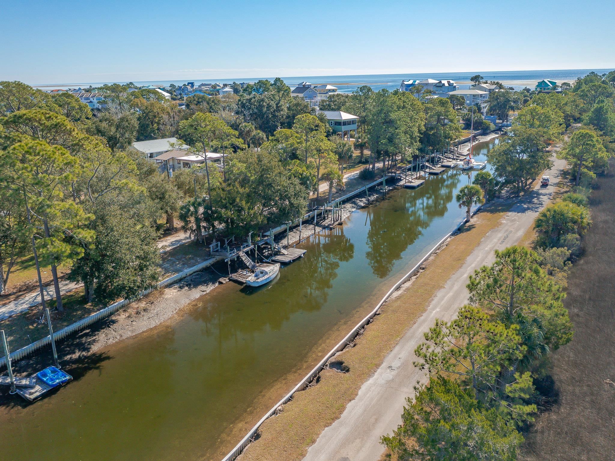 331 Canal Street Shell Point, FL 32327 - Photo 34 of 35 Gallery Image 34