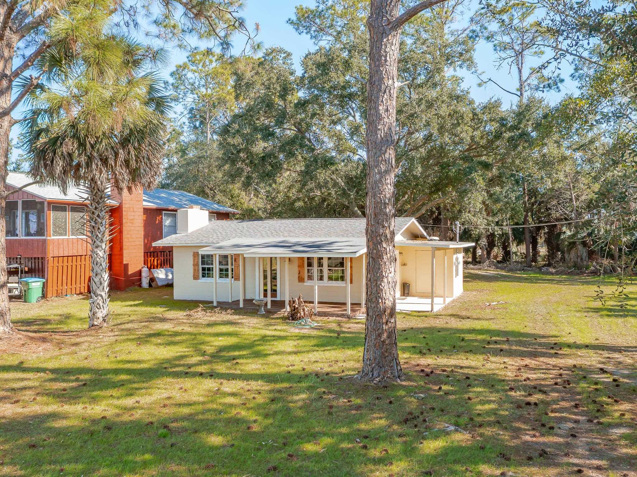 331 Canal Street Shell Point, FL 32327 - Photo 7 of 35 Gallery Image 7