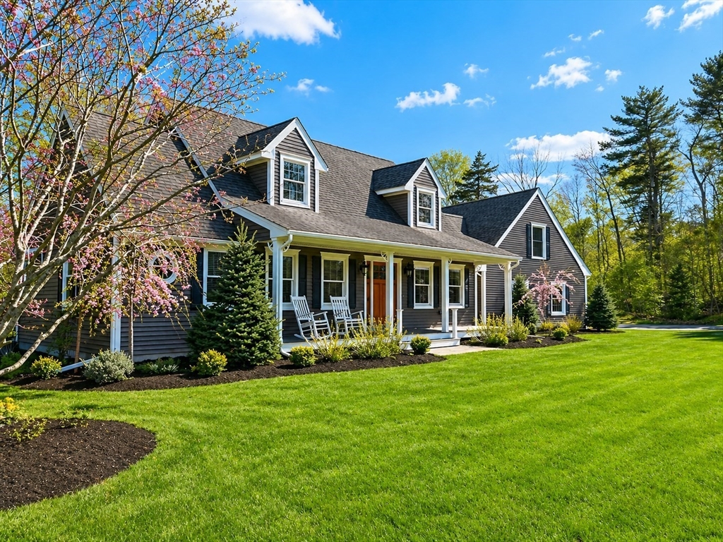 352 North Avenue Rochester, MA 02770 - Photo 3 of 41
