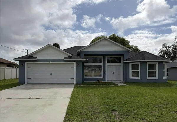 $2,195 | 655 Rhodes Drive, DeLand, FL 32720