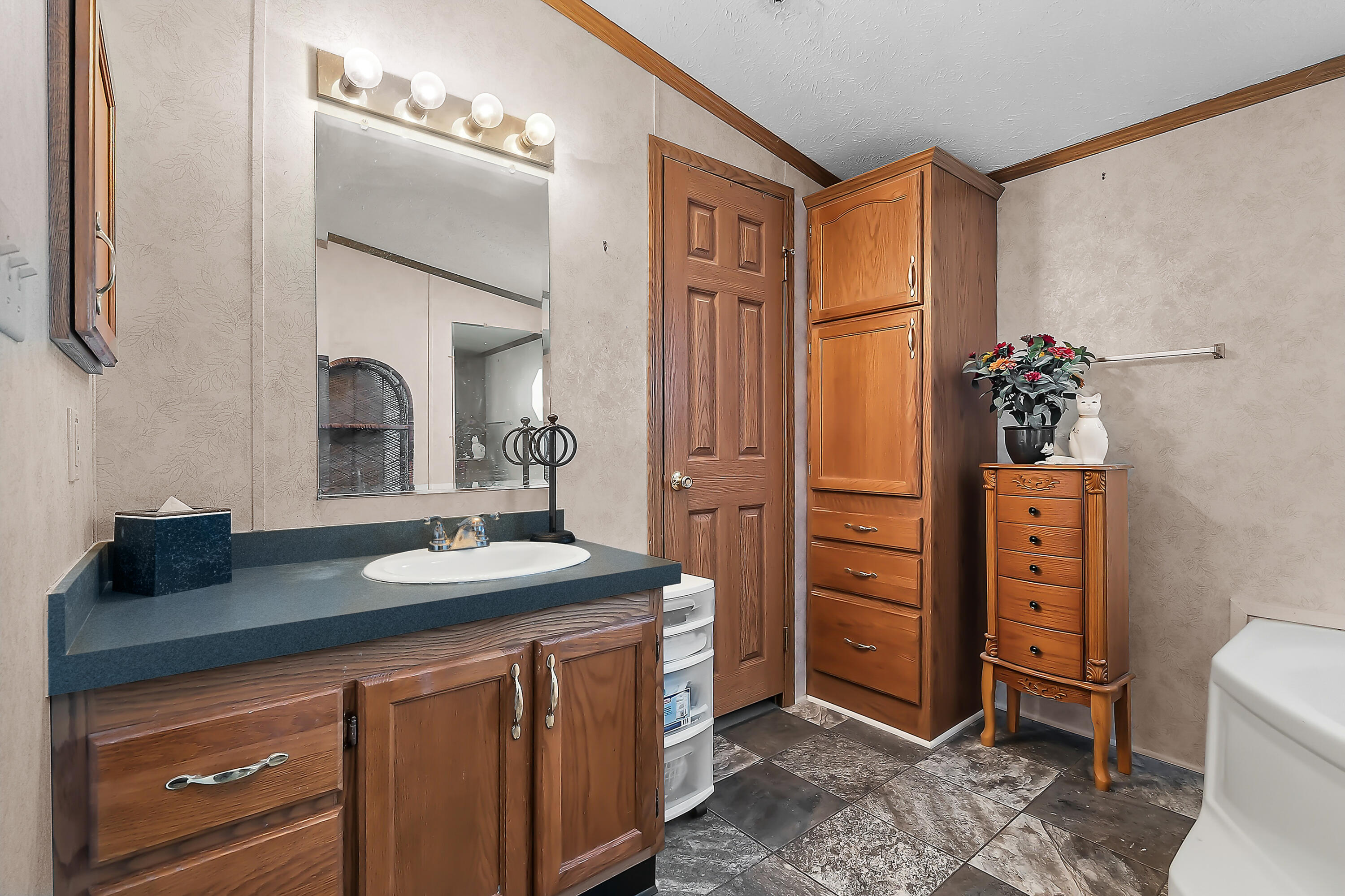 12015 West Pine Lake Road Plainwell, MI 49080 - Photo 16 of 24 Pine Lake Rd W 12015 Plainwell 49080-15