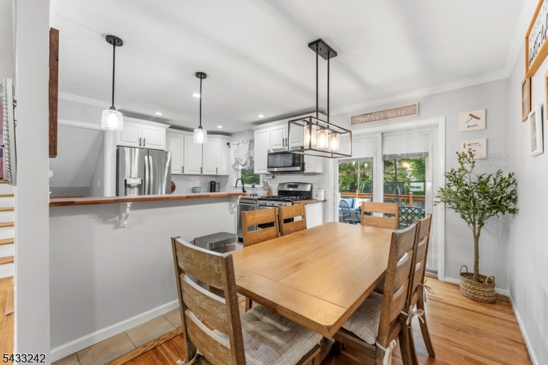 841 Colonial Arms Road Union, NJ 07083 - Photo 5 of 21