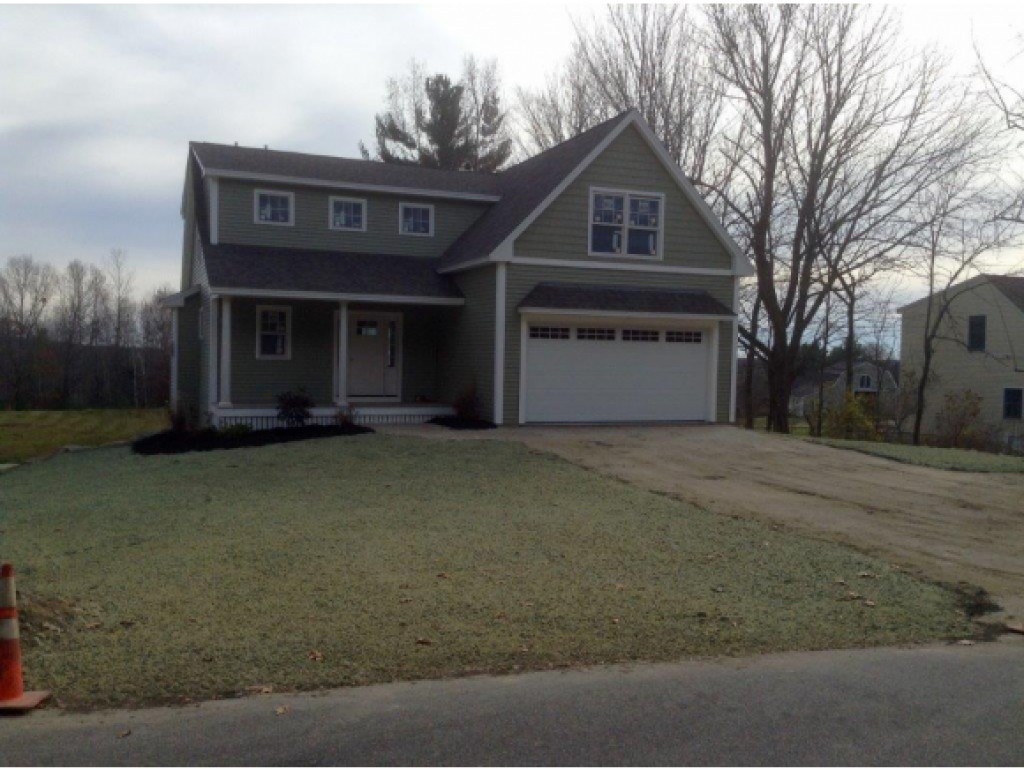6 Brixham Road York, ME 03909 - Photo 1 of 28