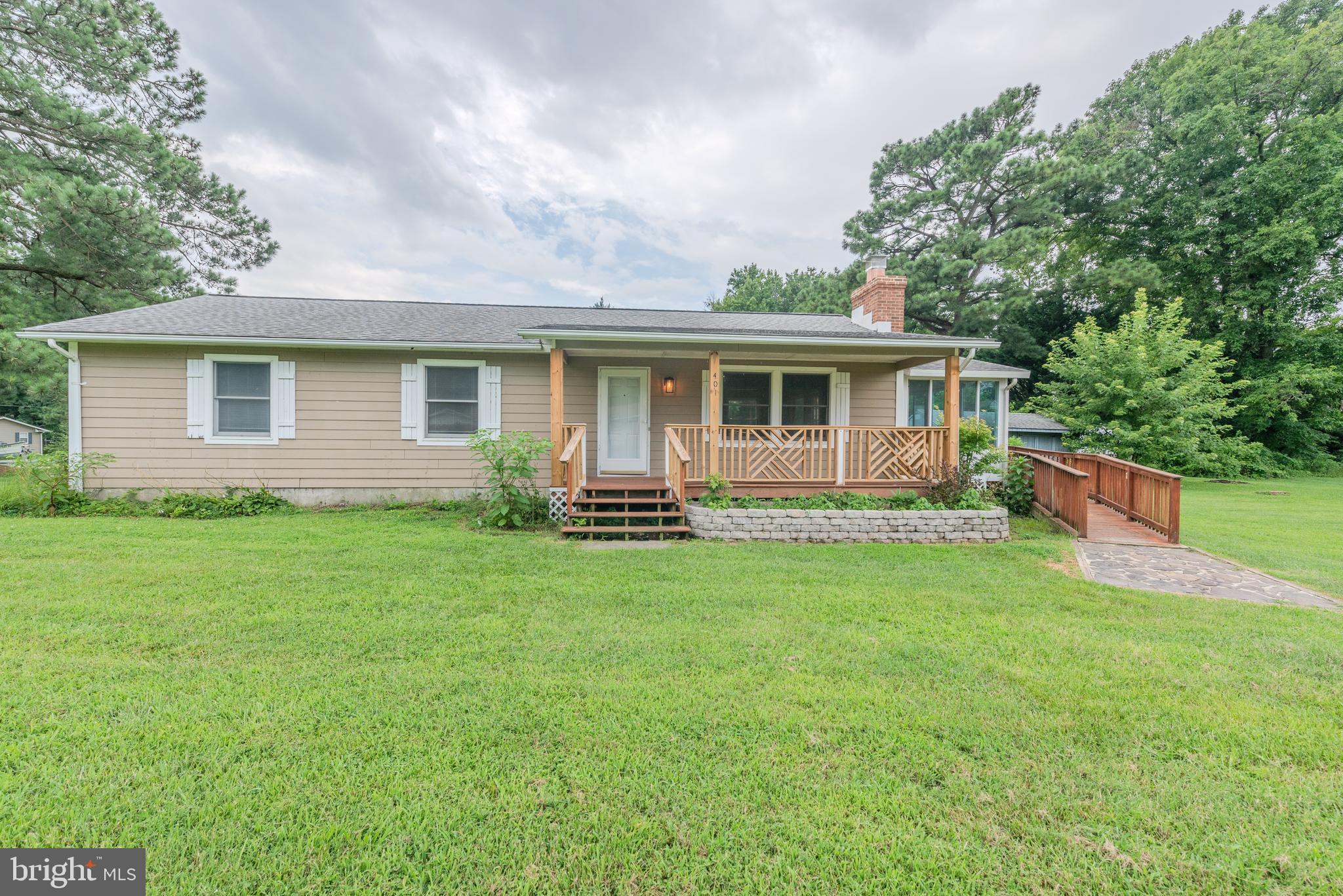 401 Kent Way Stevensville, MD 21666 - Photo 20 of 22 a view of outdoor space yard and yard