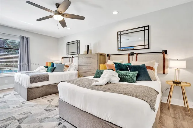 $1,230,000 | 1960 Southwest 51st Terrace, Plantation, FL 33317