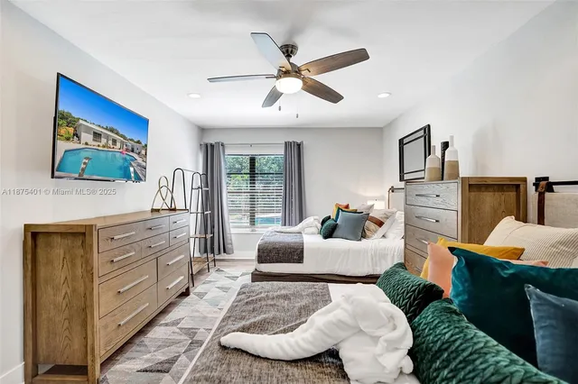 $1,230,000 | 1960 Southwest 51st Terrace, Plantation, FL 33317