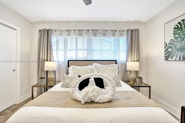 $1,230,000 | 1960 Southwest 51st Terrace, Plantation, FL 33317