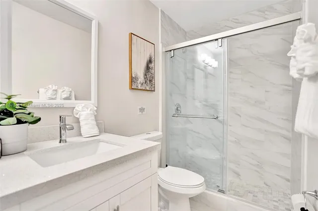 $1,230,000 | 1960 Southwest 51st Terrace, Plantation, FL 33317