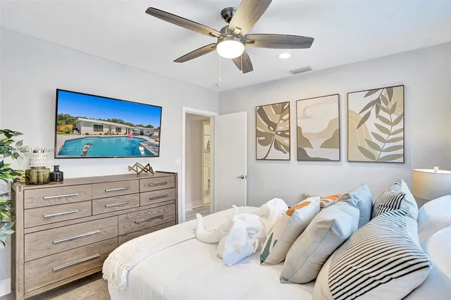 $1,230,000 | 1960 Southwest 51st Terrace, Plantation, FL 33317