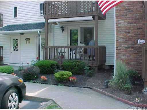 4619 Chestnut Ridge Road Amherst, NY 14228 - Photo 1 of 1 Exterior Front